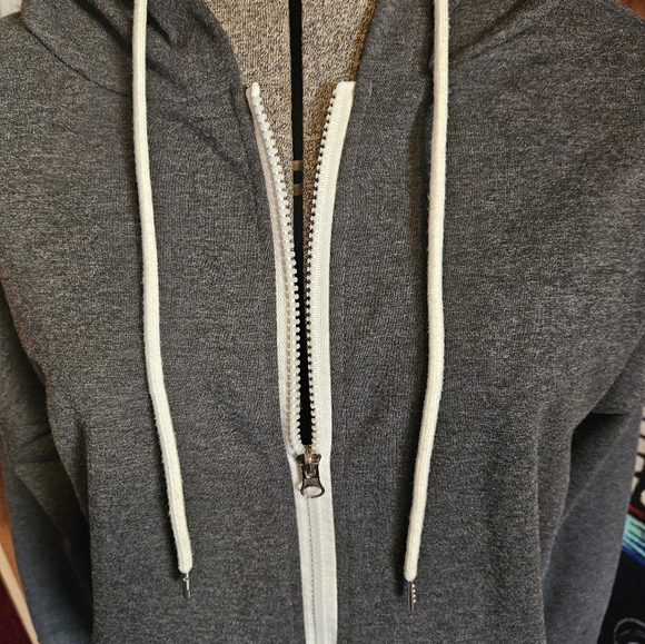 NWOT AMAZON dark Grey zipper hoodie SMALL UNISEX - Picture 2 of 12